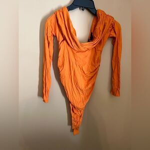 NWT h:ours small orange bodysuit